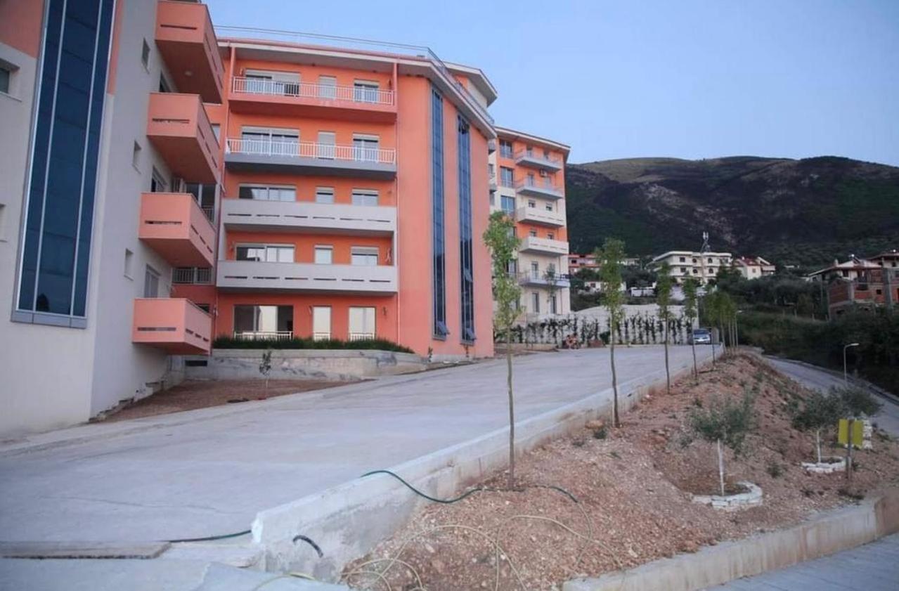 Sea View Apartment Vlorë Exterior foto