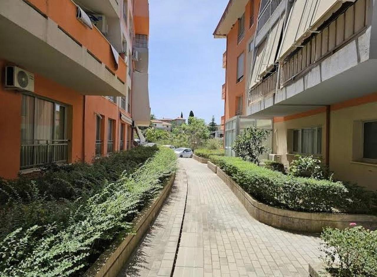 Sea View Apartment Vlorë Exterior foto